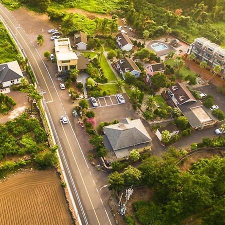Mirvill Pension & Resort Seogwipo Ngoại thất bức ảnh