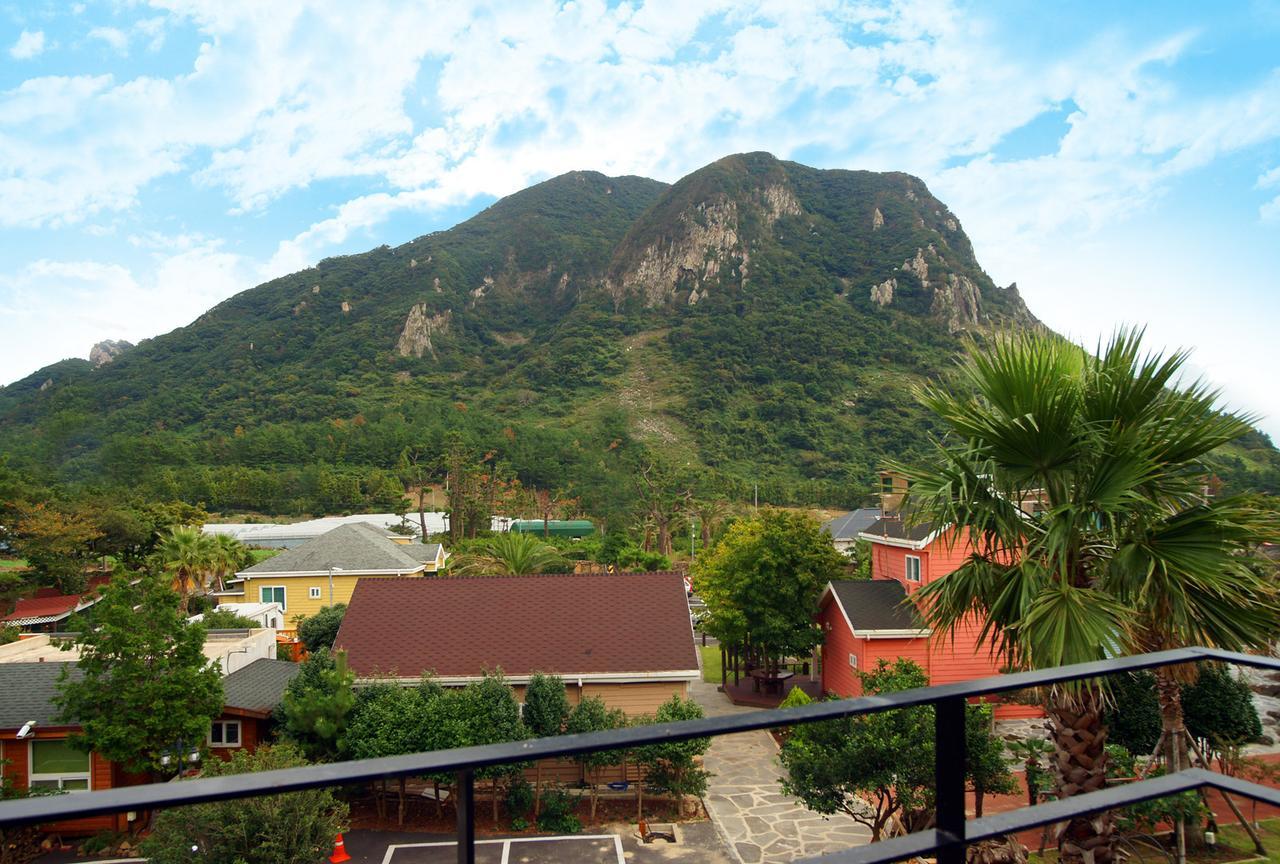 Mirvill Pension & Resort Seogwipo Ngoại thất bức ảnh