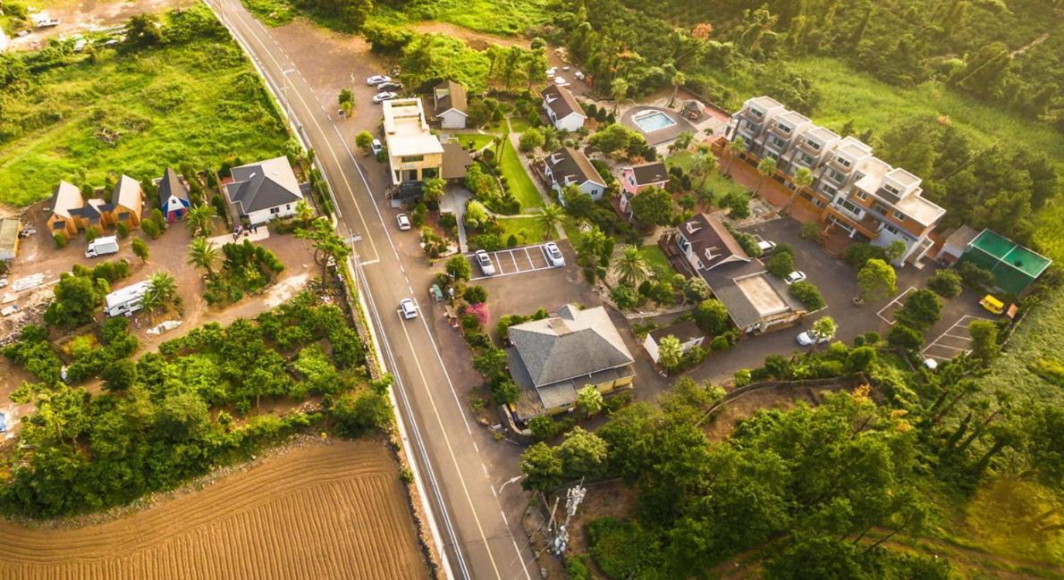 Mirvill Pension & Resort Seogwipo Ngoại thất bức ảnh