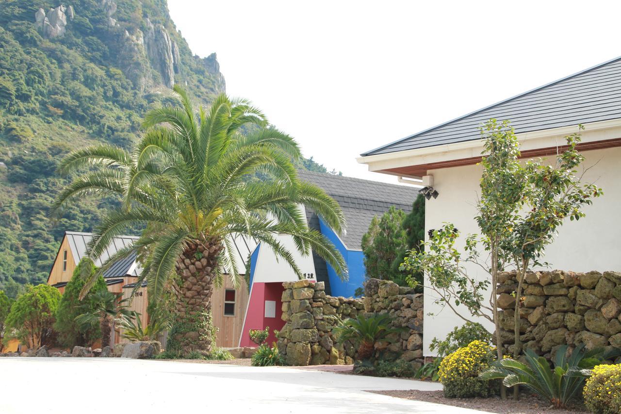 Mirvill Pension & Resort Seogwipo Ngoại thất bức ảnh