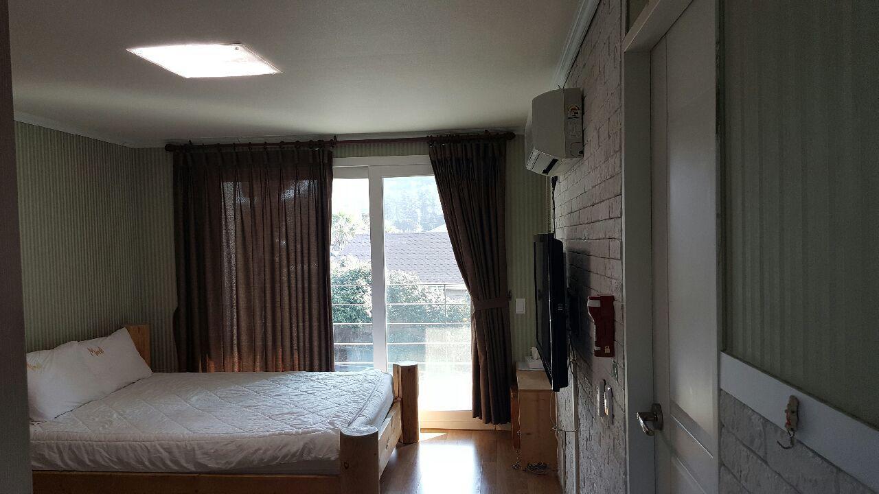 Mirvill Pension & Resort Seogwipo Ngoại thất bức ảnh